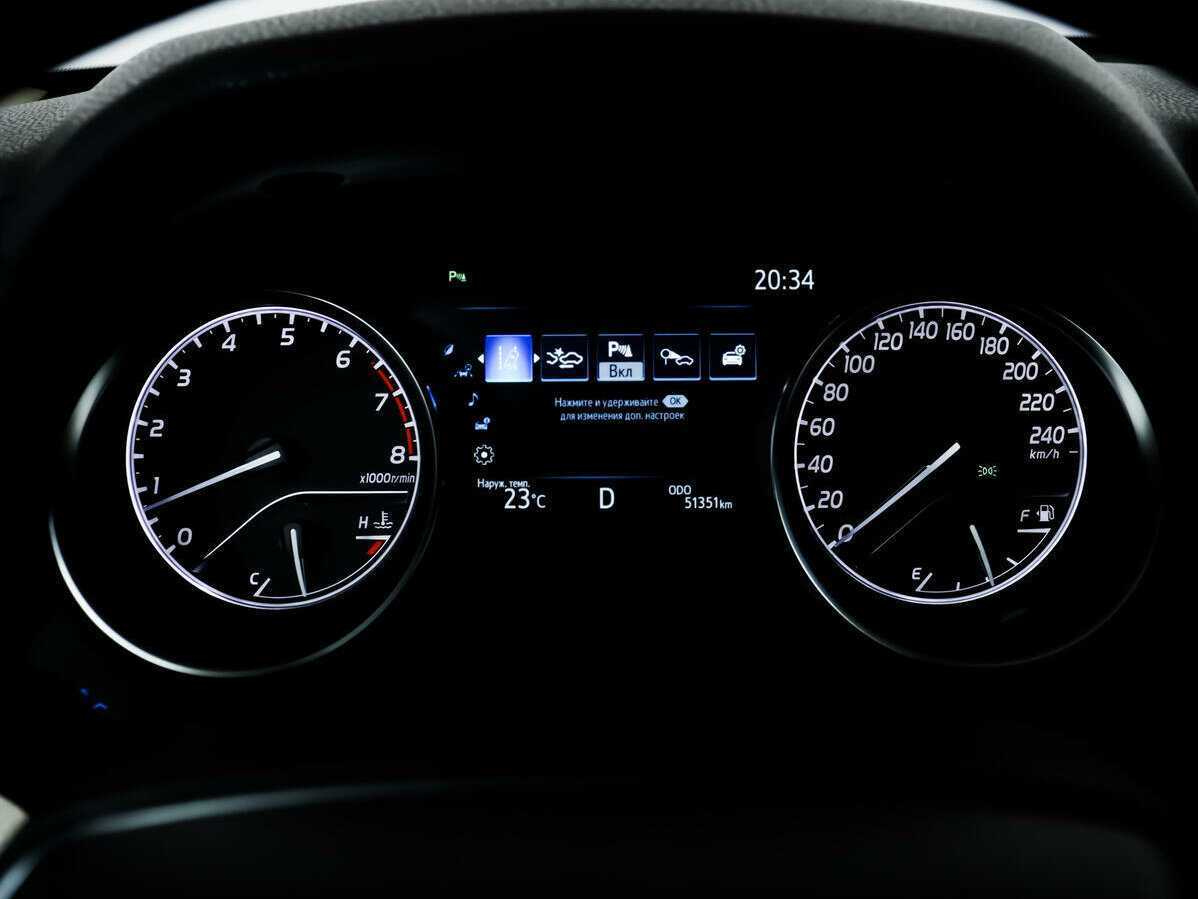 Toyota Camry, 2020 Фото №10