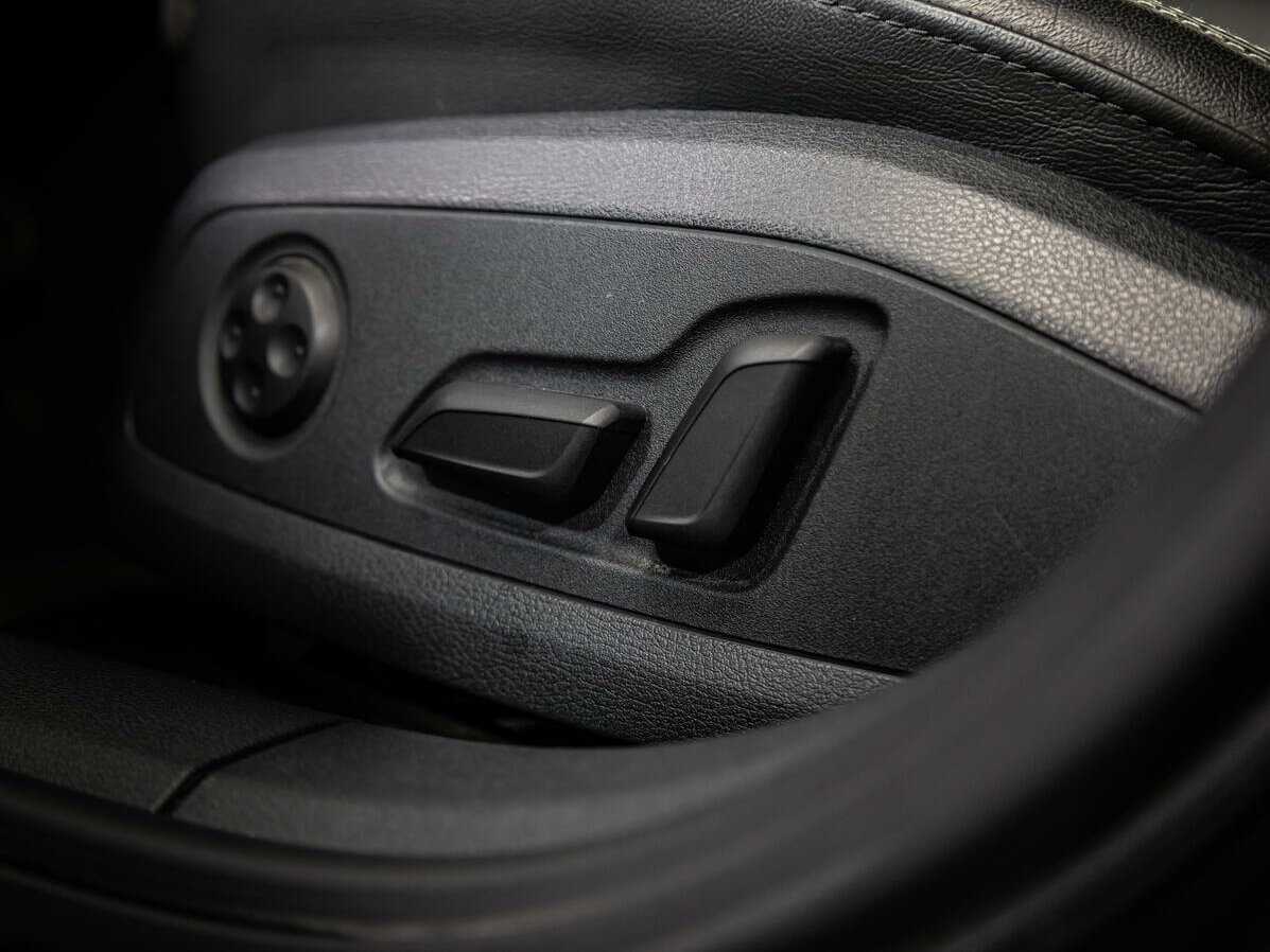 Audi A4, 2019 Фото №18