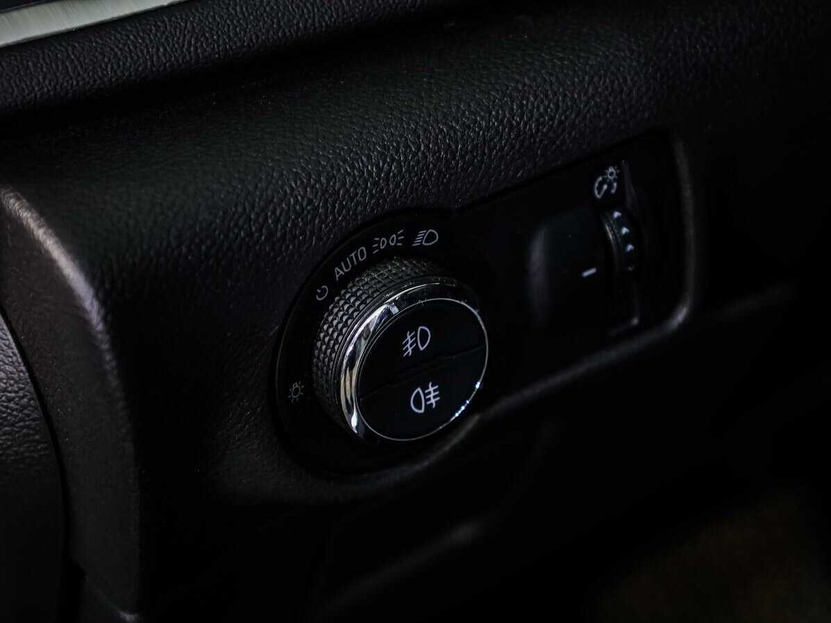 Opel Astra GTC, 2012 Фото №17