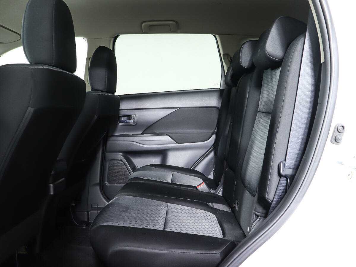 Mitsubishi Outlander, 2013 Фото №9