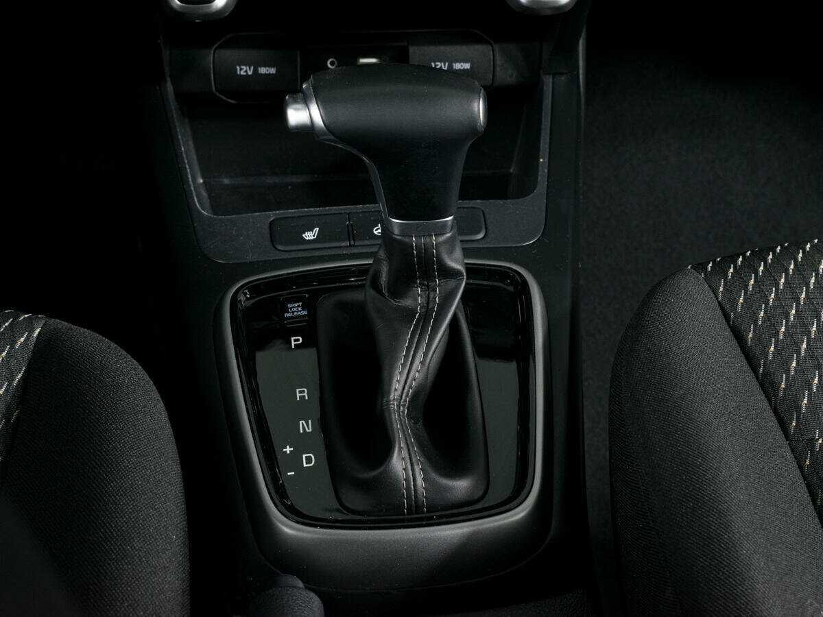 Kia Rio X-Line, 2020 Фото №13
