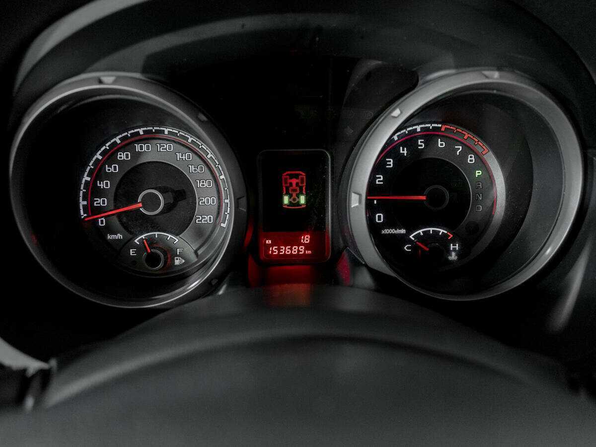 Mitsubishi Pajero, 2017 Фото №11