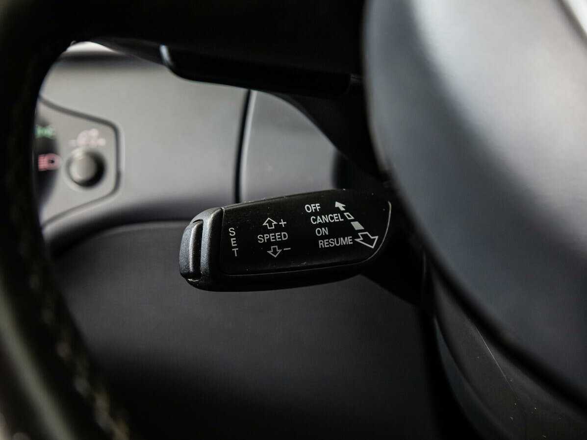 Audi A4, 2012 Фото №17