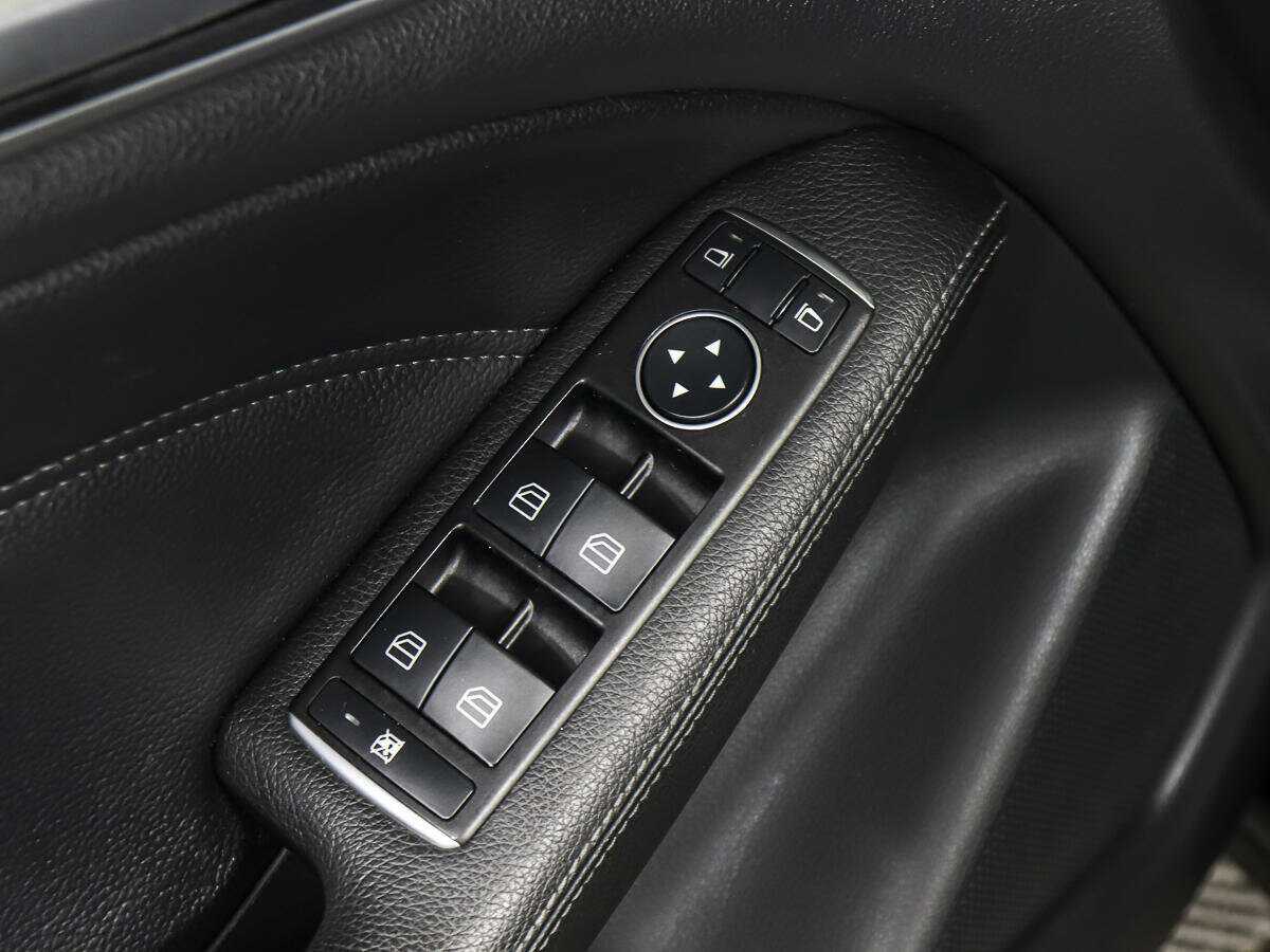 Mercedes-Benz B-Класс 180, 2015 Фото №16