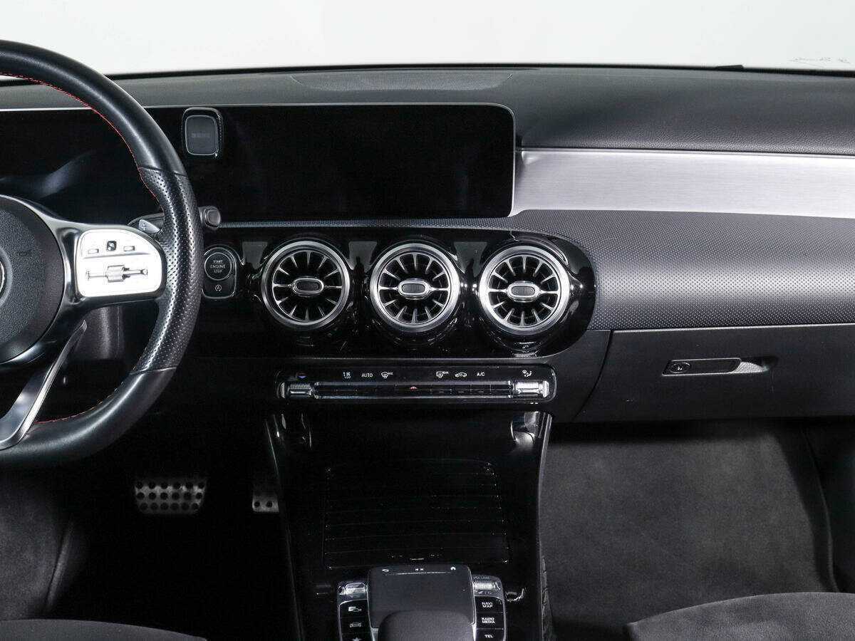 Mercedes-Benz A-Класс 220, 2019 Фото №13