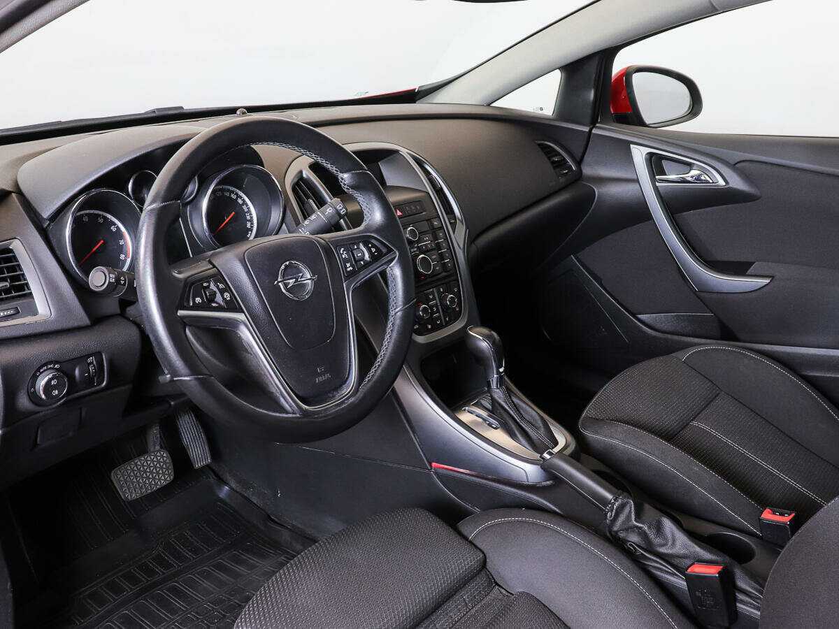 Opel Astra GTC, 2012 Фото №12
