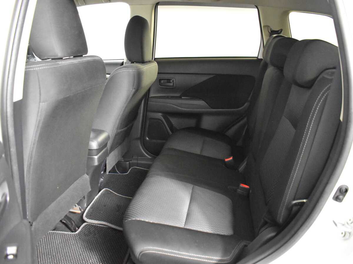 Mitsubishi Outlander, 2017 - 207 000 км. | Фото №7