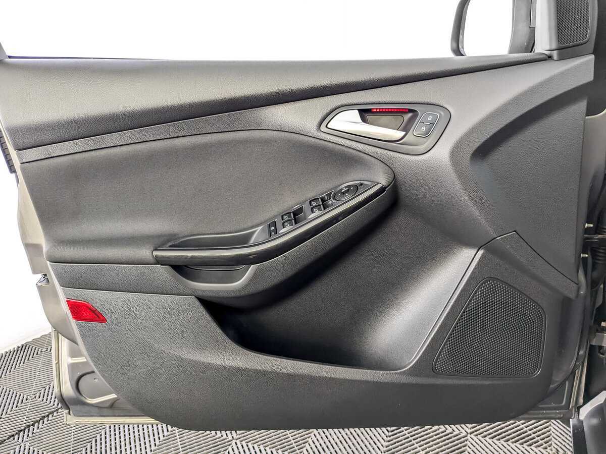 Ford Focus, 2018 Фото №14