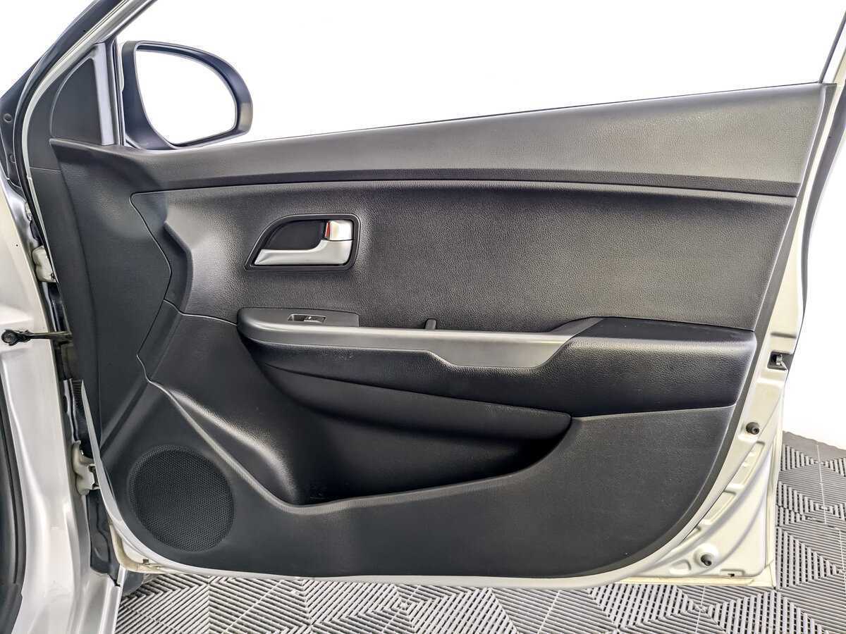 Kia Rio, 2016 Фото №20