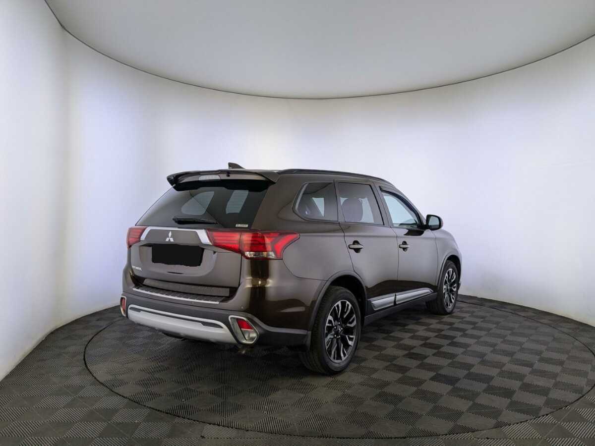 Mitsubishi Outlander, 2022 Фото №5