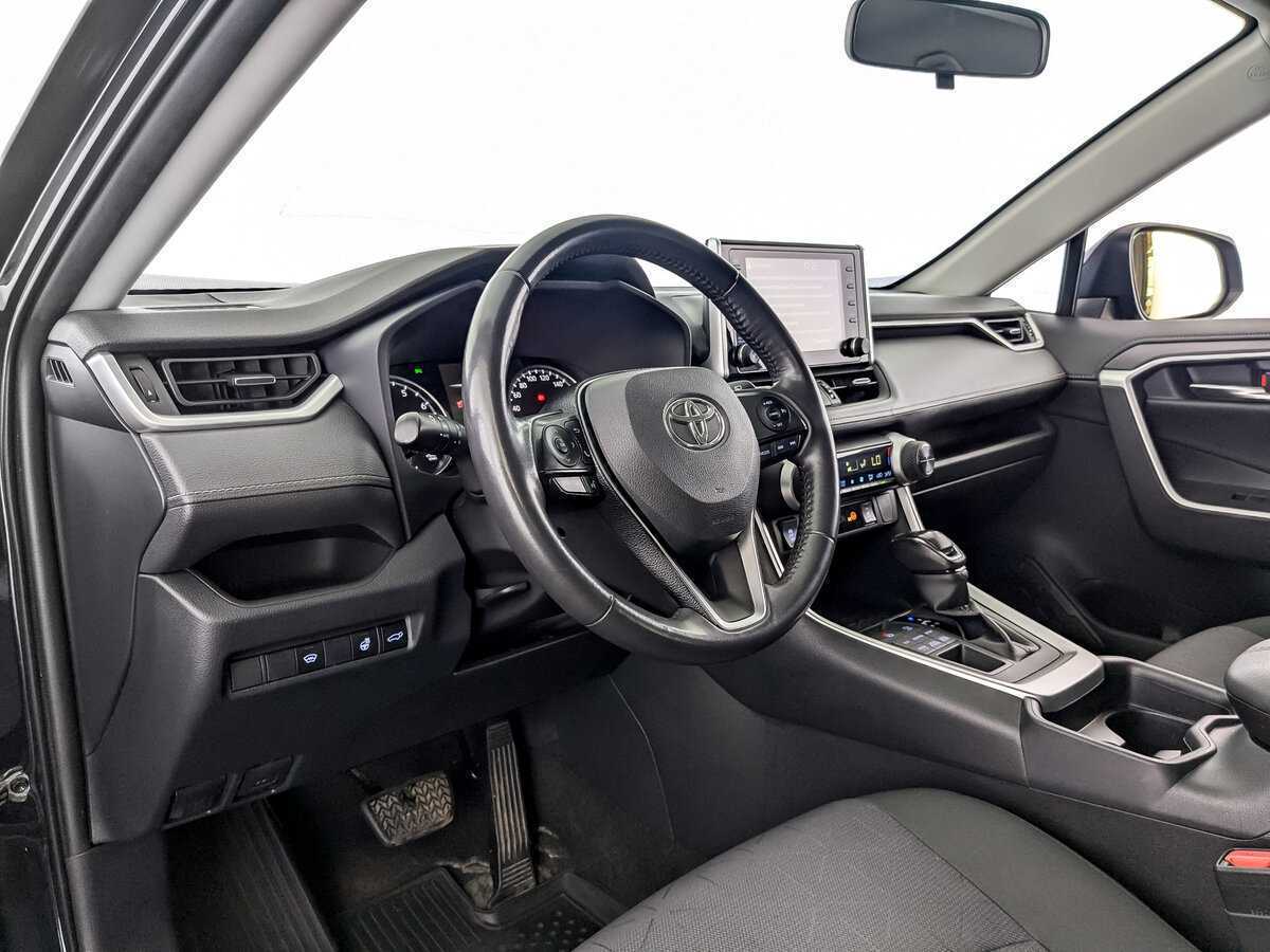 Toyota RAV4, 2020 - 108 000 км. | Фото №3