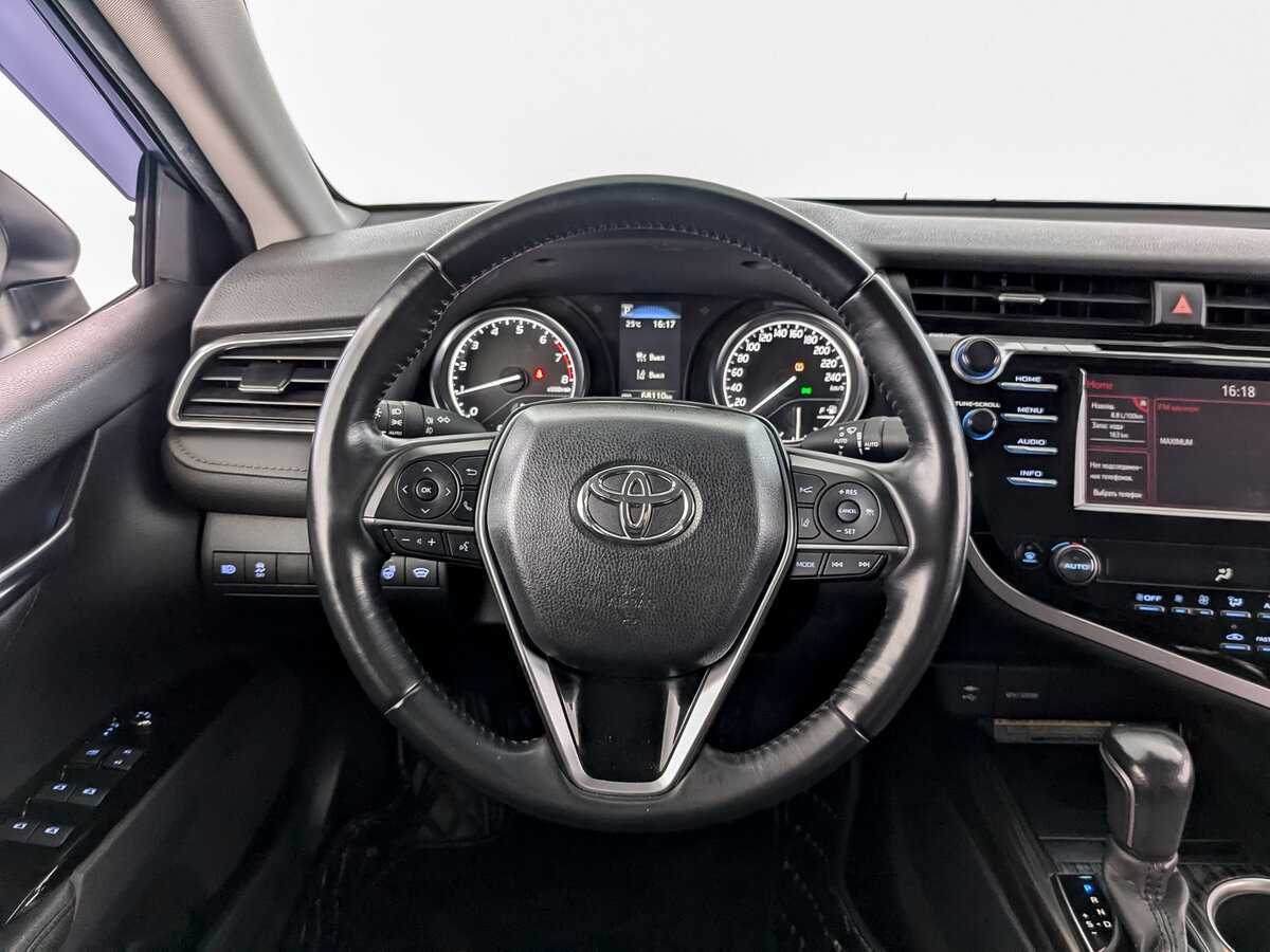 Toyota Camry, 2021 Фото №18