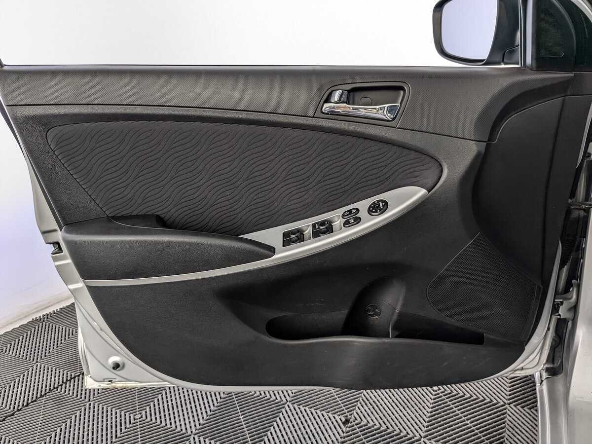 Hyundai Solaris, 2012 Фото №15