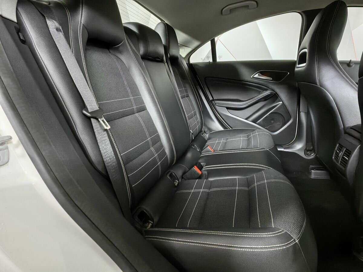 Mercedes-Benz CLA 200, 2013 Фото №12