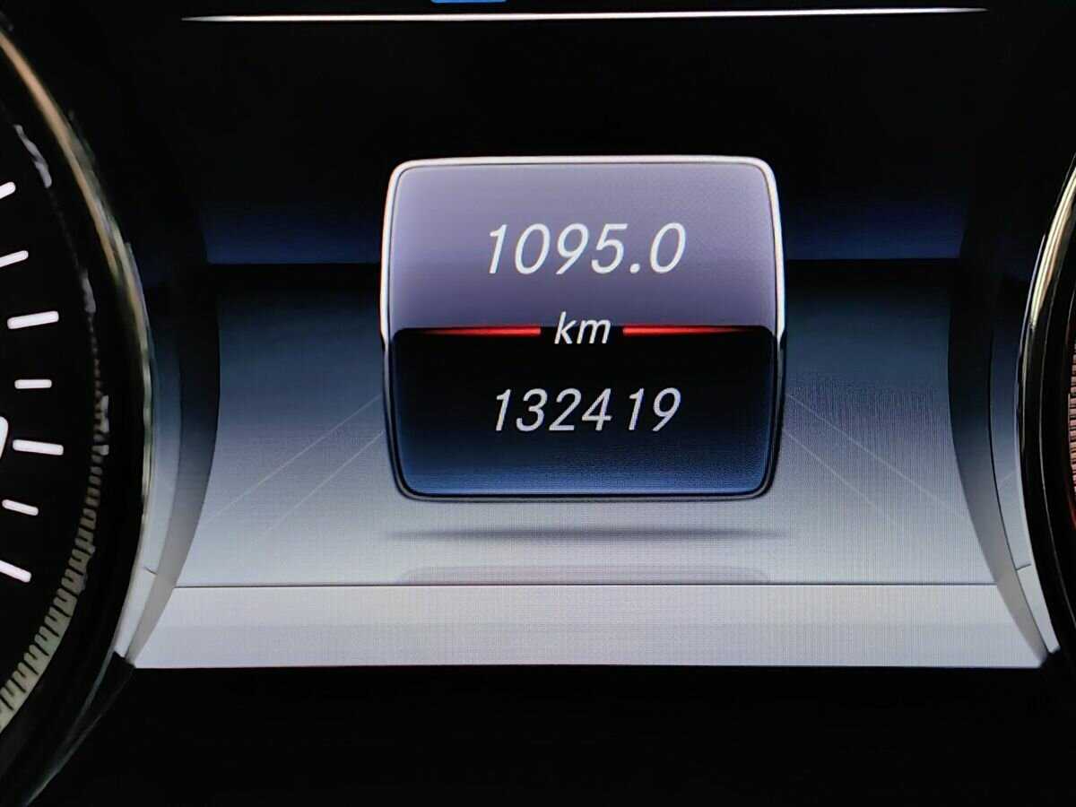 Mercedes-Benz E-Класс 200, 2016 Фото №16