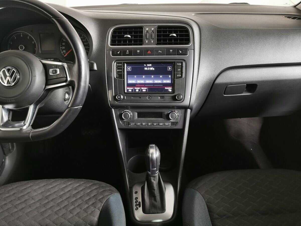 Volkswagen Polo, 2020 Фото №11