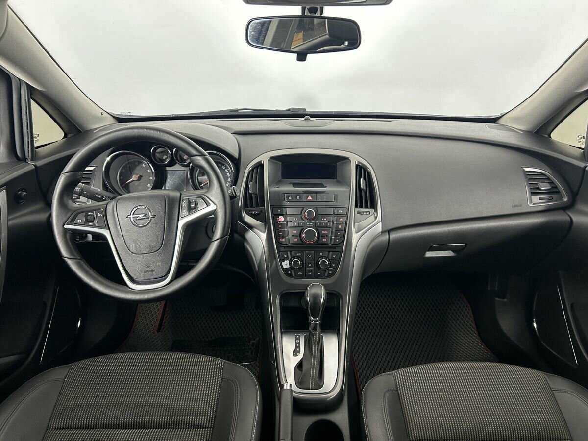 Opel Astra, 2012 - 176 107 км. | Фото №7