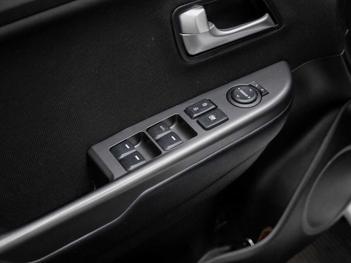 Kia Rio, 2016 Фото №15