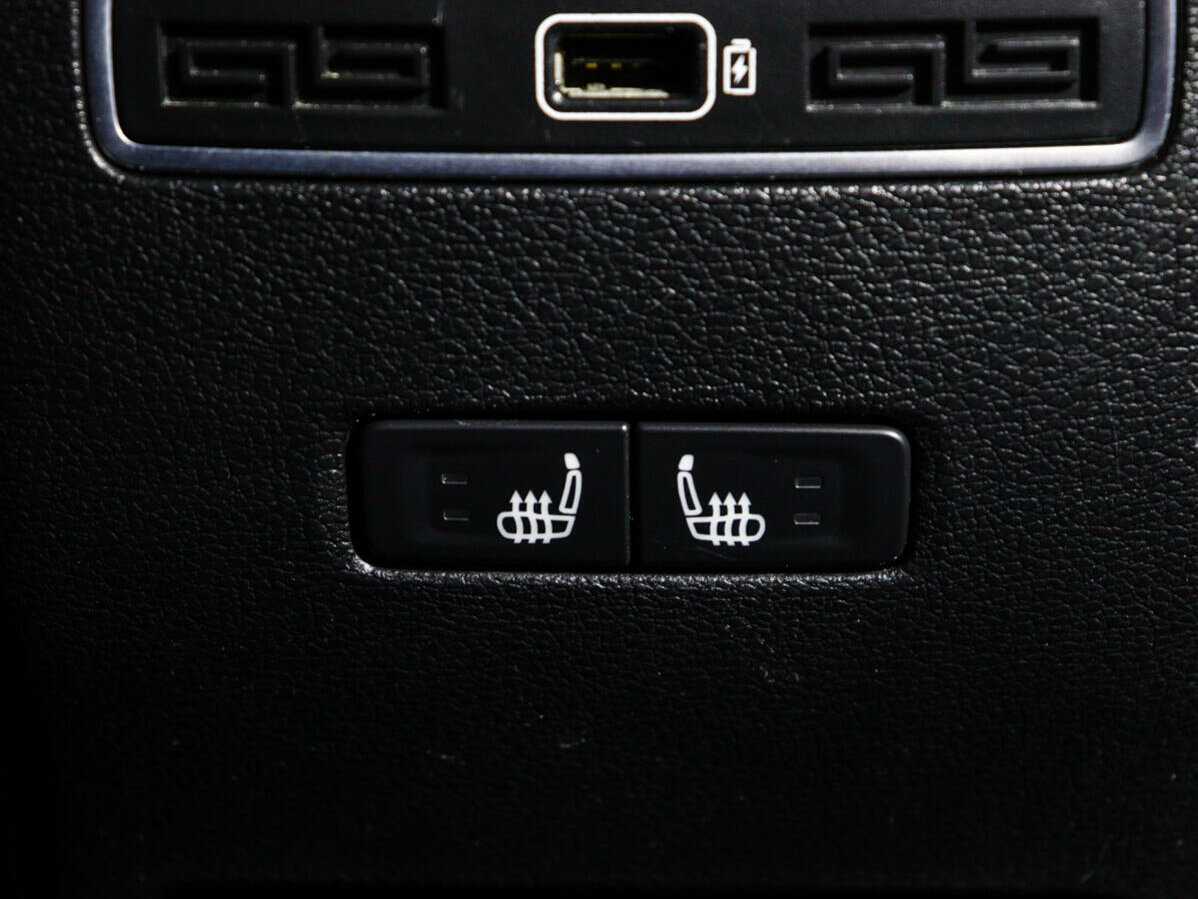 Geely Coolray, 2022 Фото №16