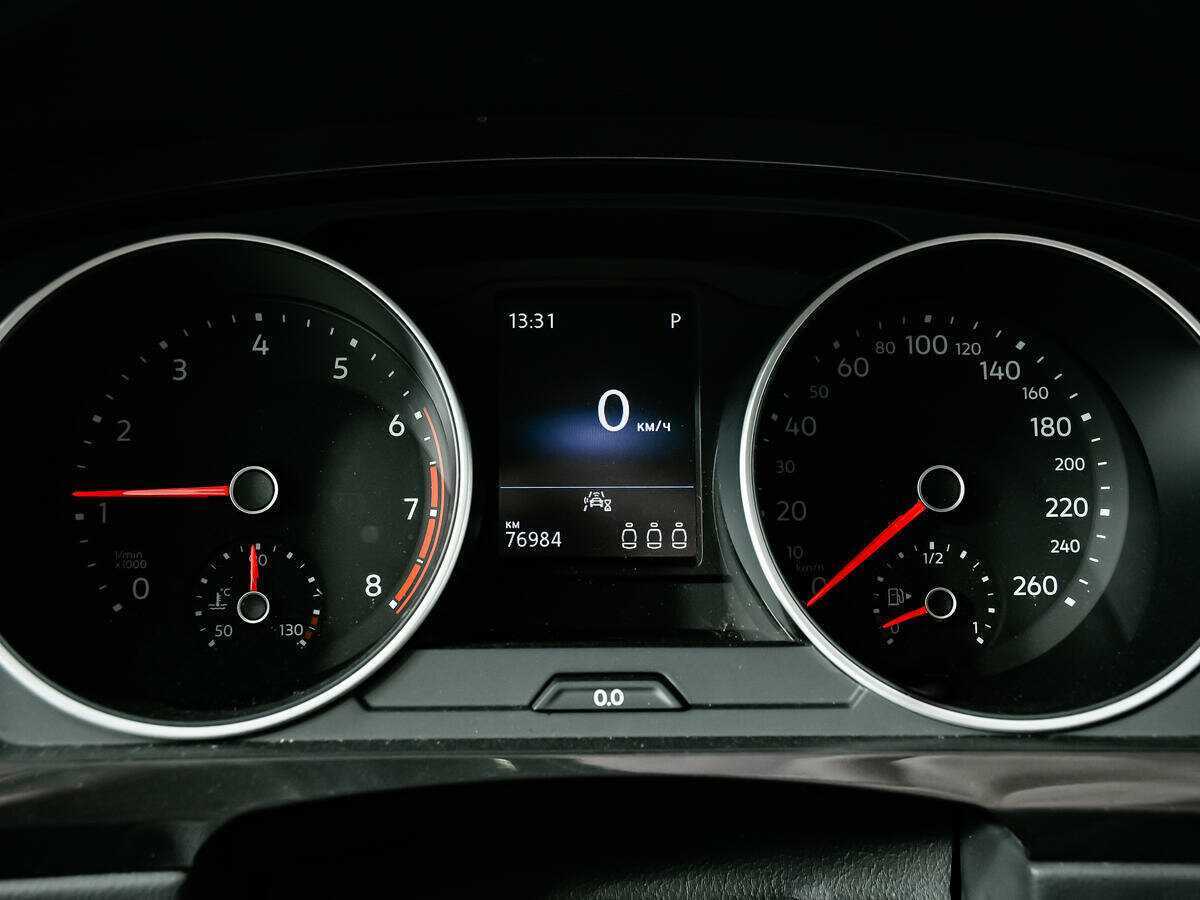 Volkswagen Tiguan, 2021 Фото №10