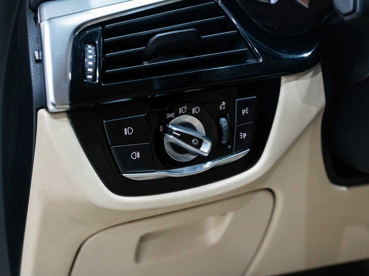 BMW 5 серии 520d, 2017 Фото №14