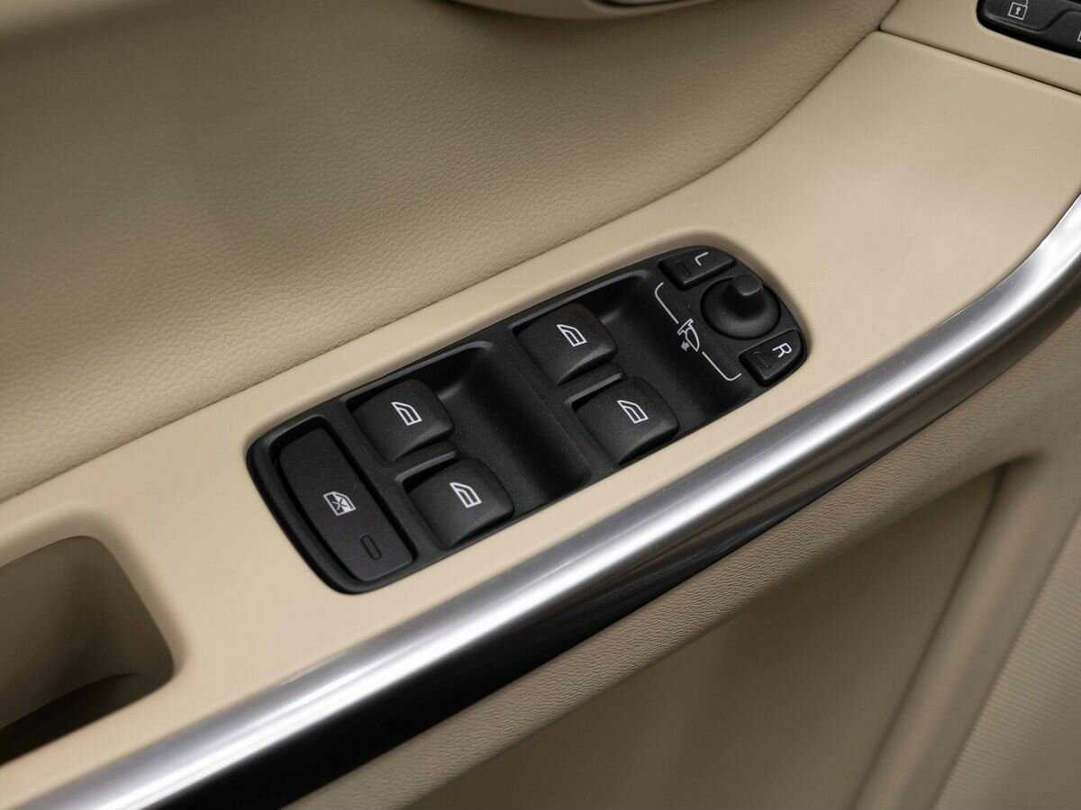 Volvo XC60, 2014 Фото №19