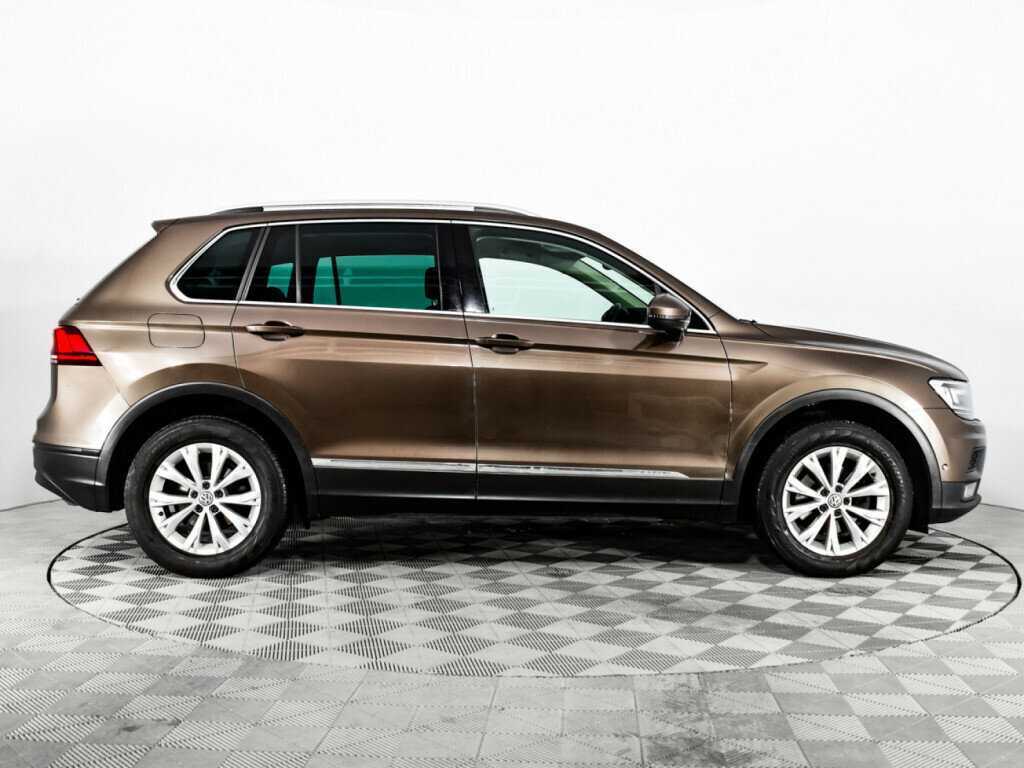 Volkswagen Tiguan, 2017 - 71 098 км. | Фото №4