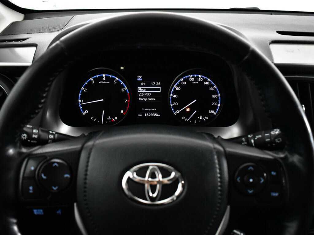 Toyota RAV4, 2018 Фото №11