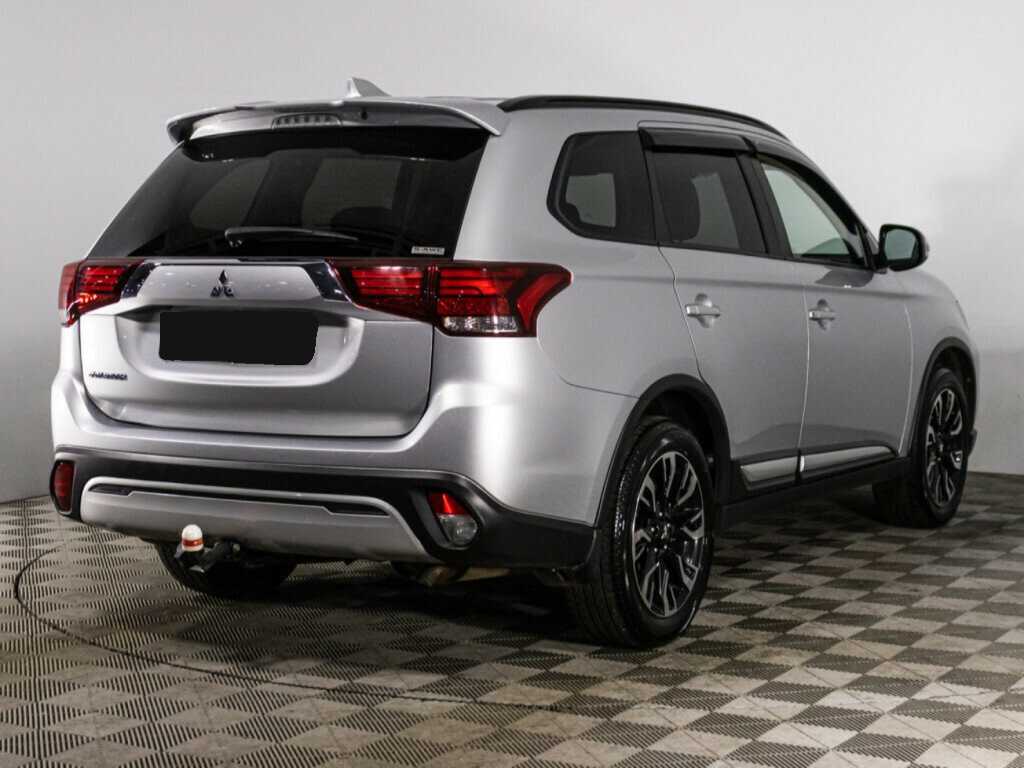 Mitsubishi Outlander, 2021 Фото №5