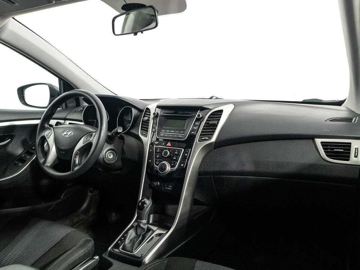 Hyundai i30, 2015 Фото №9