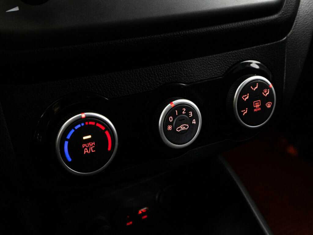 Kia Rio, 2015 Фото №15