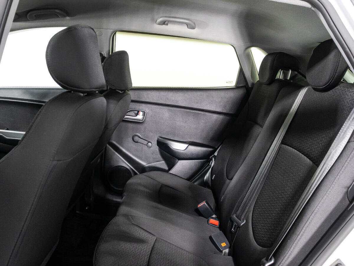 Kia Rio, 2017 Фото №10