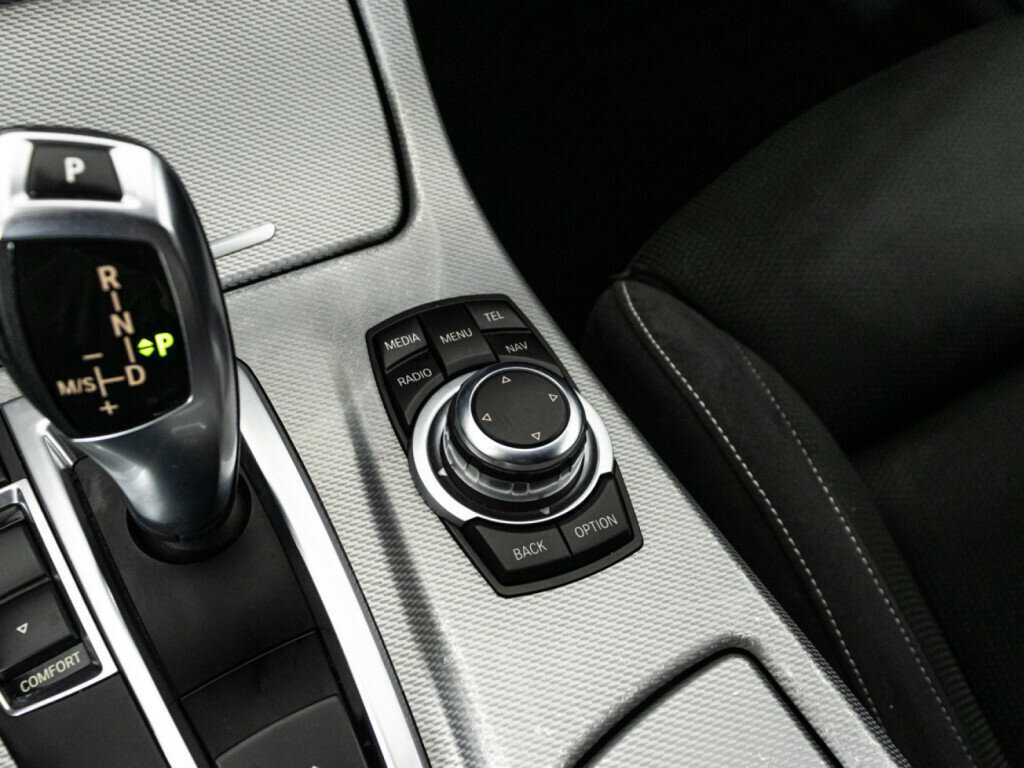 BMW 5 серии 520i, 2016 Фото №19