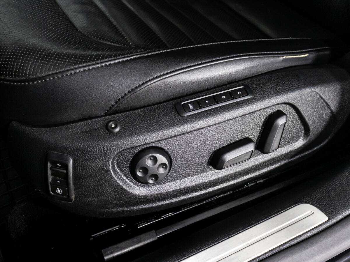 Volkswagen Passat, 2012 Фото №17