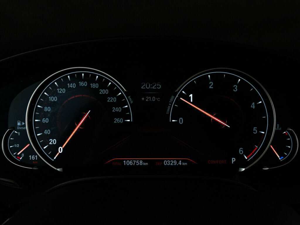 BMW 5 серии 520d xDrive, 2016 Фото №12