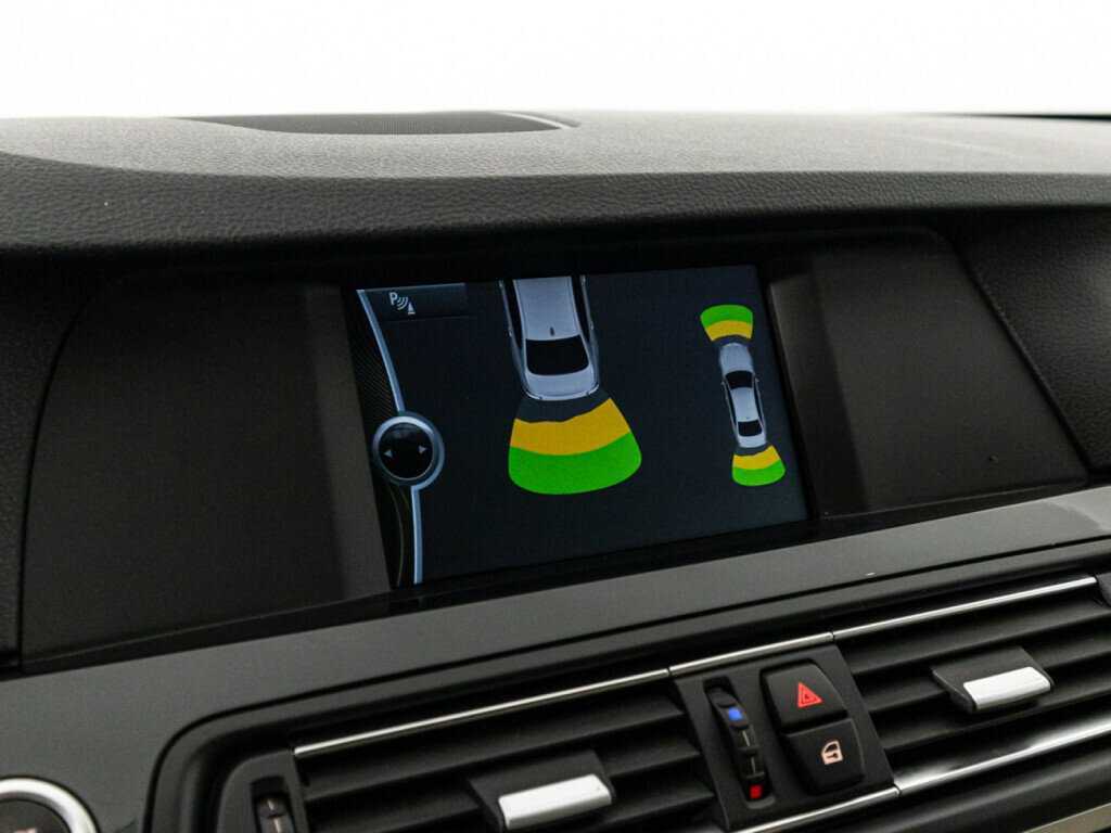 BMW 5 серии 528i, 2012 Фото №21