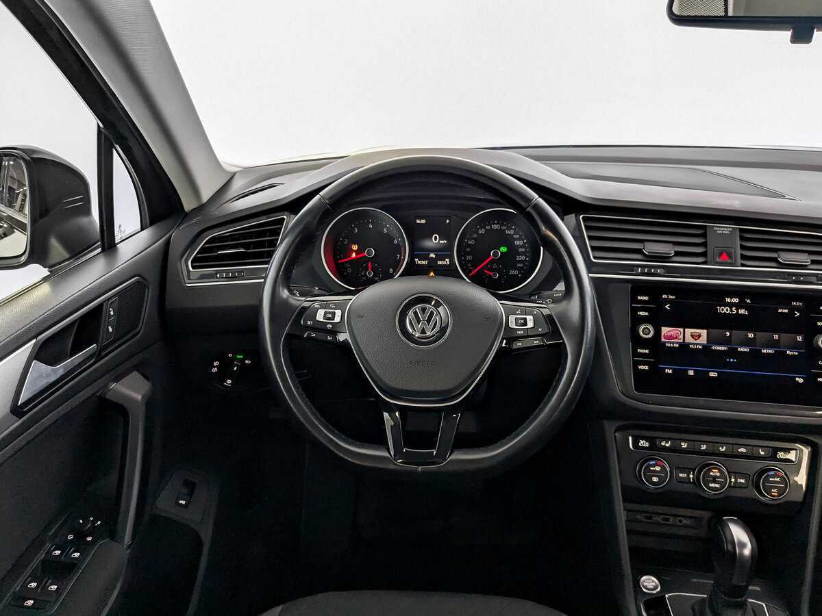Volkswagen Tiguan, 2020 Фото №21