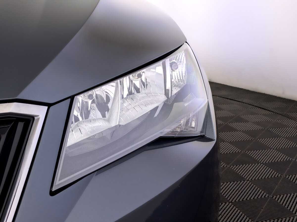 Skoda Superb, 2018 Фото №17