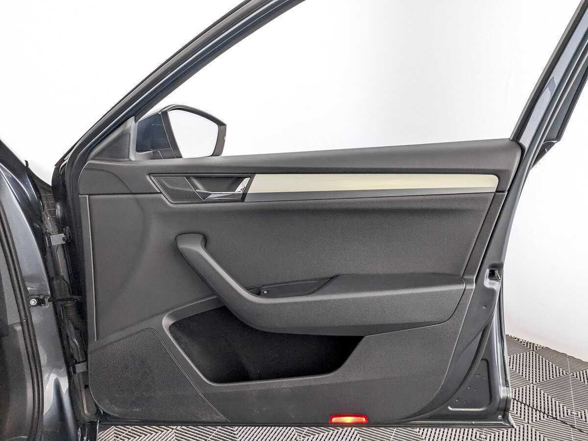 Skoda Superb, 2018 Фото №23