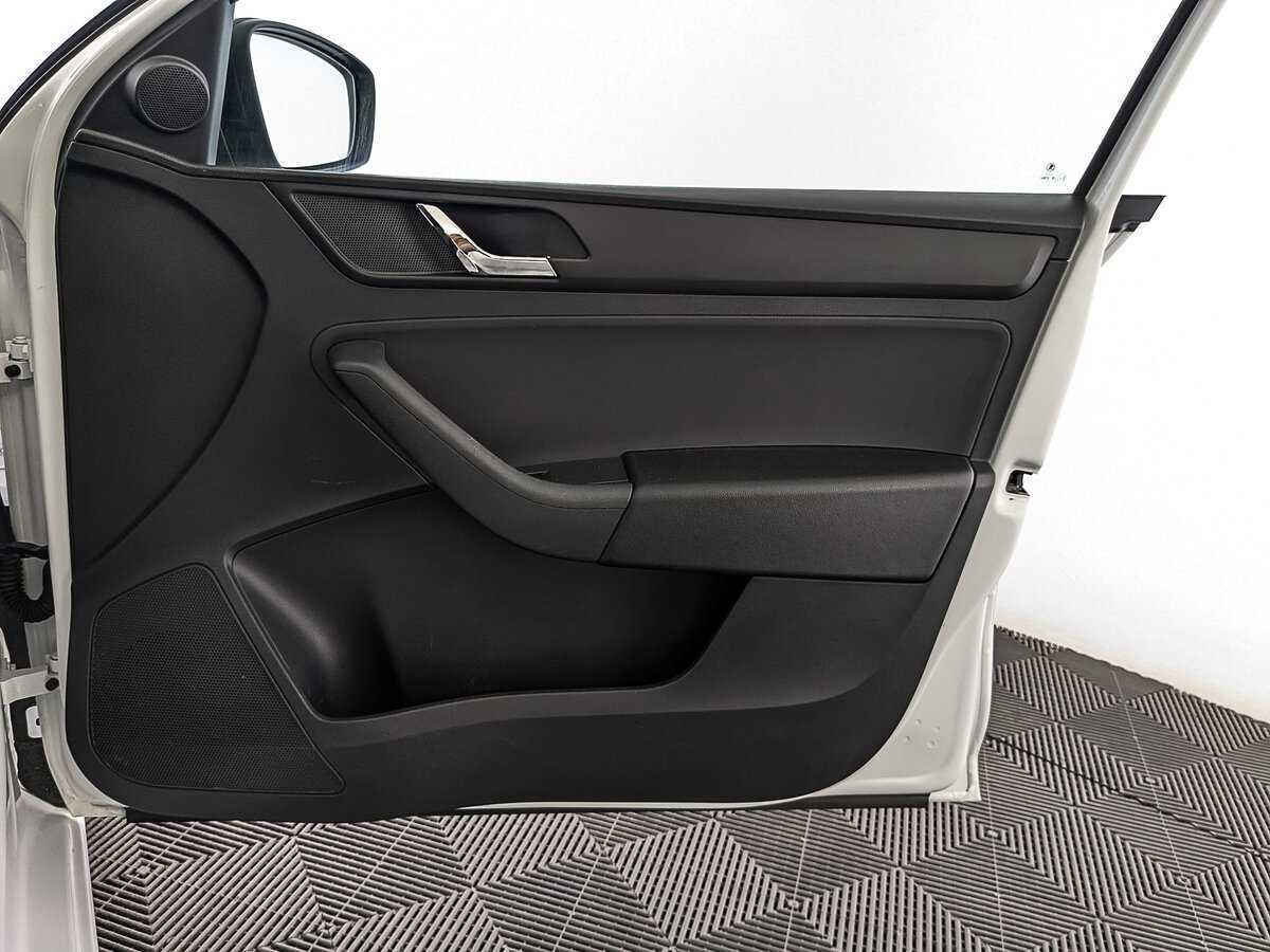 Skoda Rapid, 2017 Фото №22