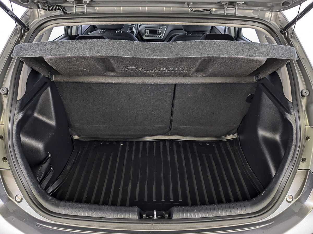 Kia Rio, 2016 Фото №10