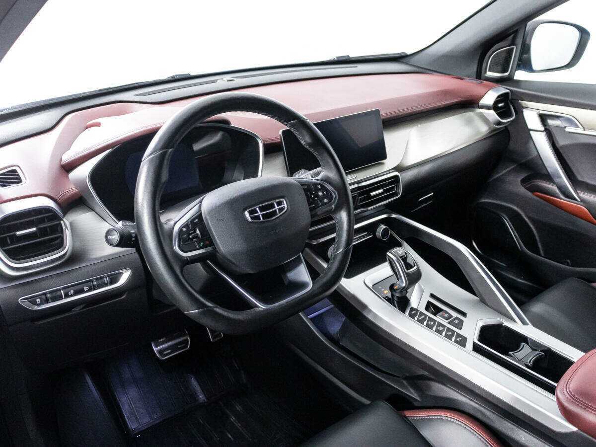 Geely Coolray, 2022 Фото №11