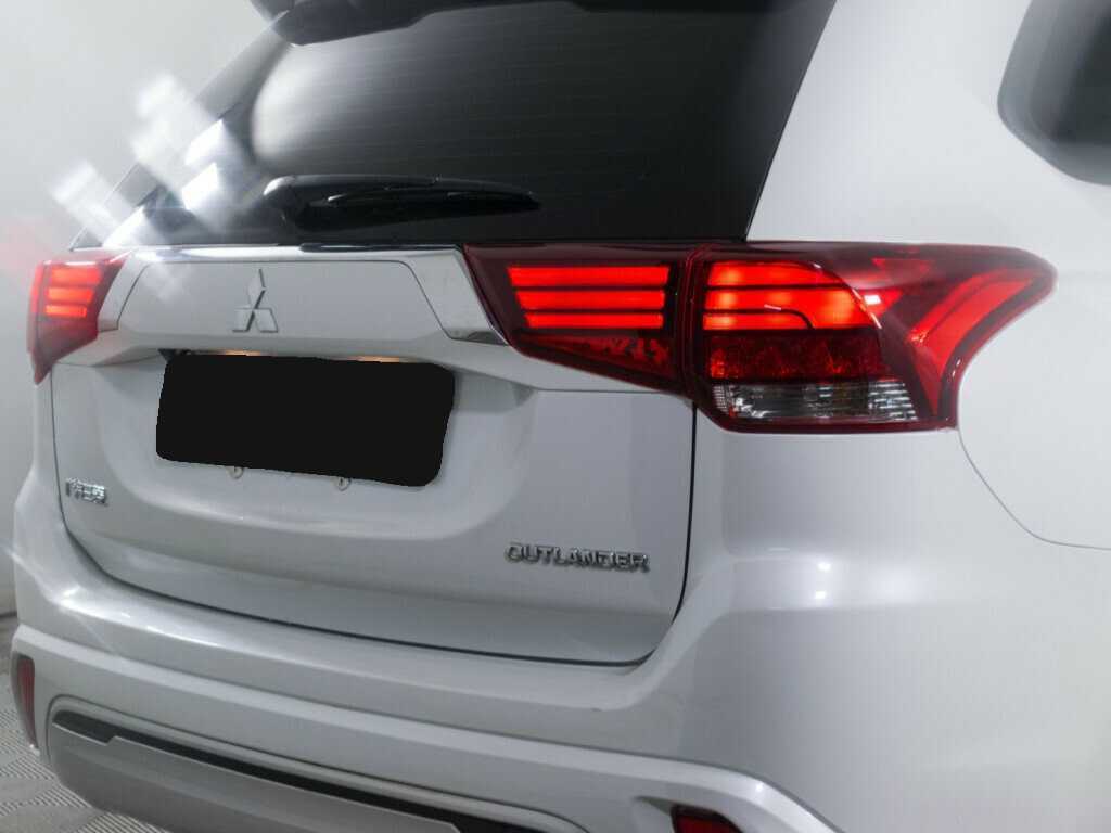 Mitsubishi Outlander, 2022 Фото №17