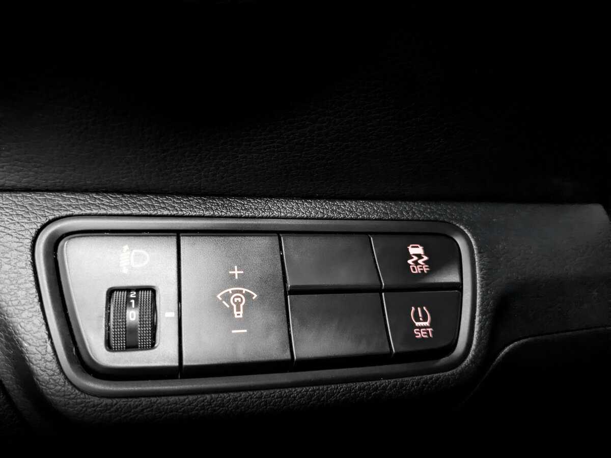 Kia Cerato, 2022 Фото №21