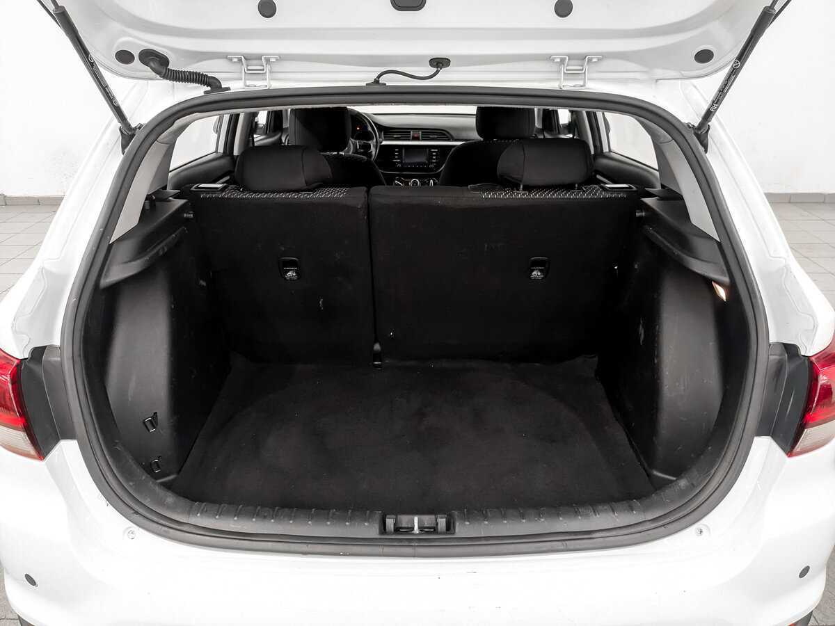 Kia Rio X-Line, 2020 Фото №10