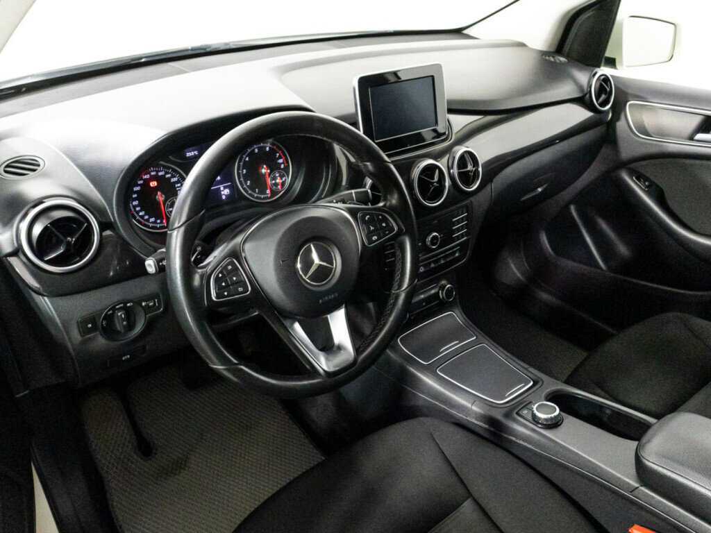 Mercedes-Benz B-Класс 180, 2015 Фото №11