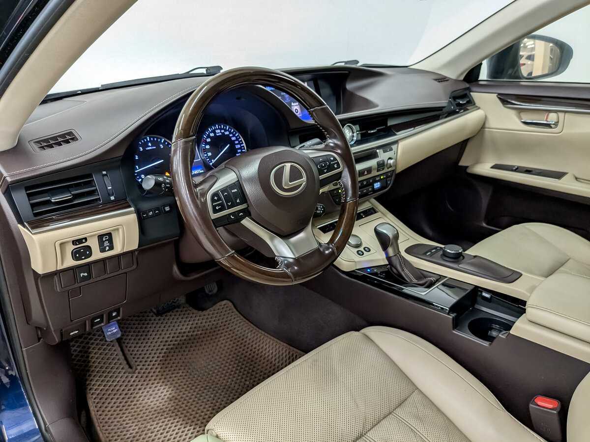 Lexus ES 200, 2015 Фото №16