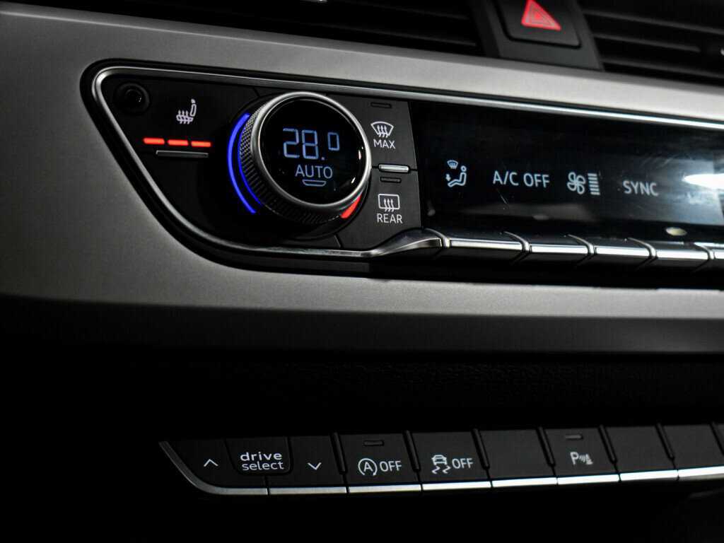 Audi A4 35 TFSI, 2020 Фото №17