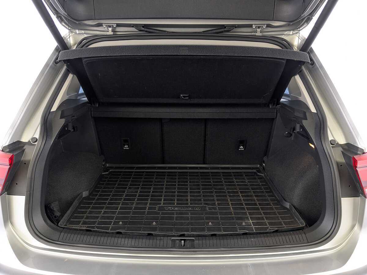 Volkswagen Tiguan, 2020 Фото №10