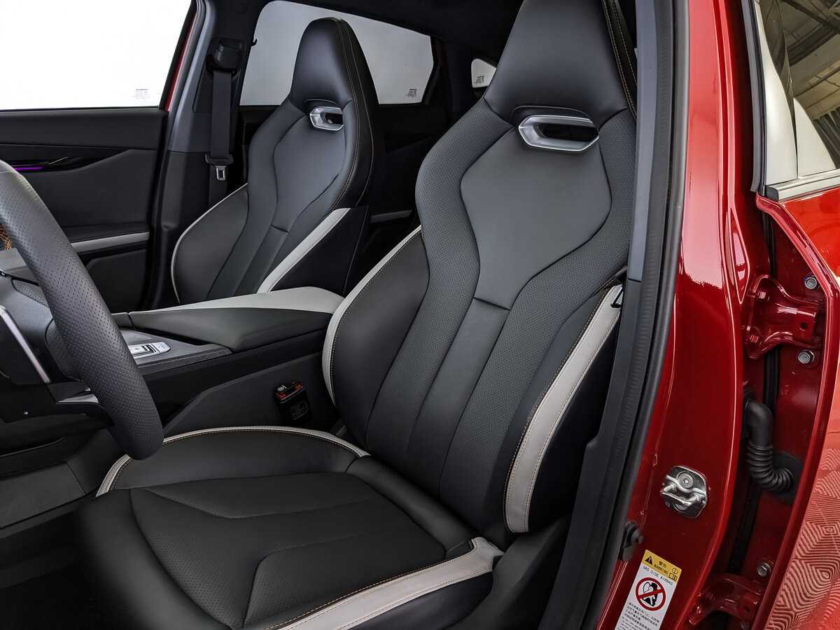 Changan UNI-V, 2024 Фото №20